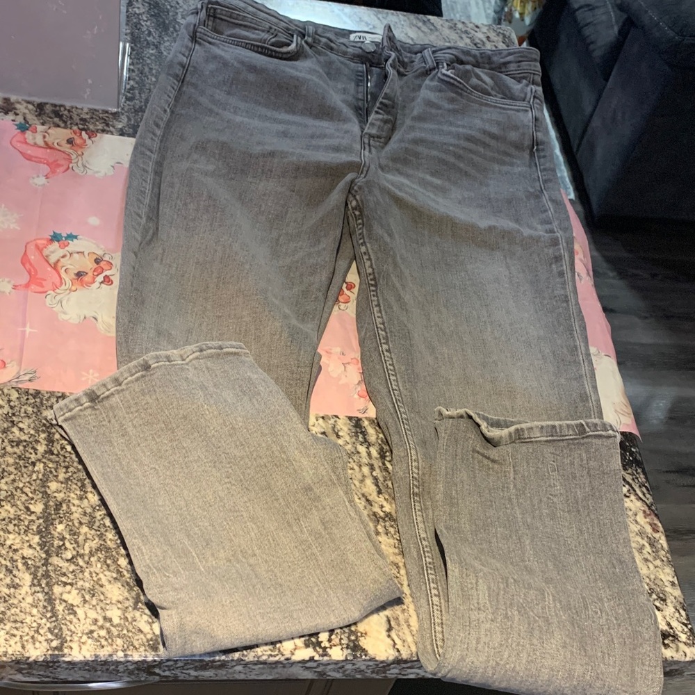 Zara Women's Straight Leg Jeans in Gray